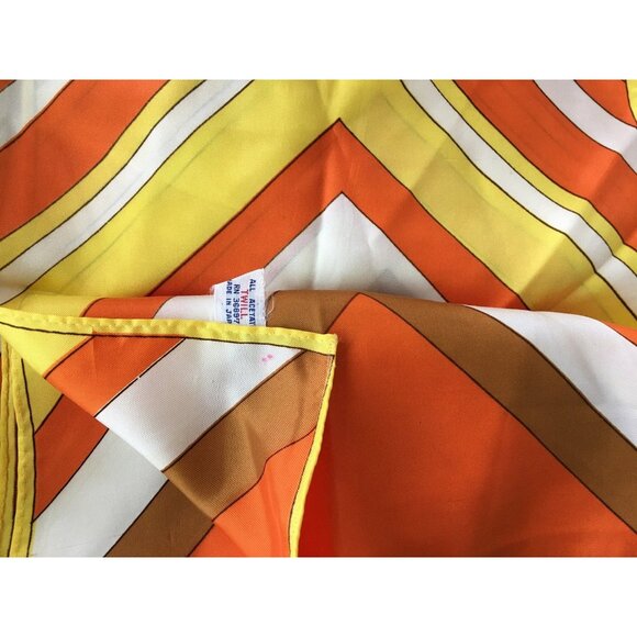 Vintage 1960s-70s Chevron Scarf Made In Japan Hand-Rolled Acetate Twill Signatur - Picture 3 of 5